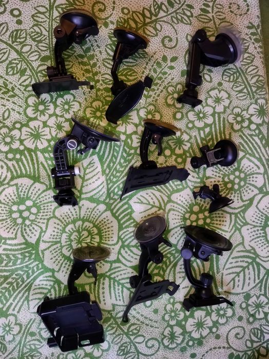 Держатель,крепление на стекло навигатора,видеорегистратора.