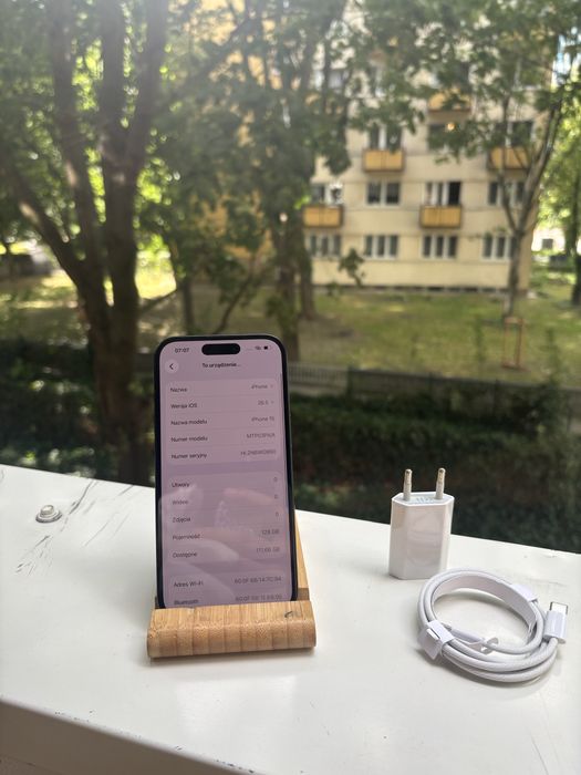 Iphone 15 stan bardzo dobry