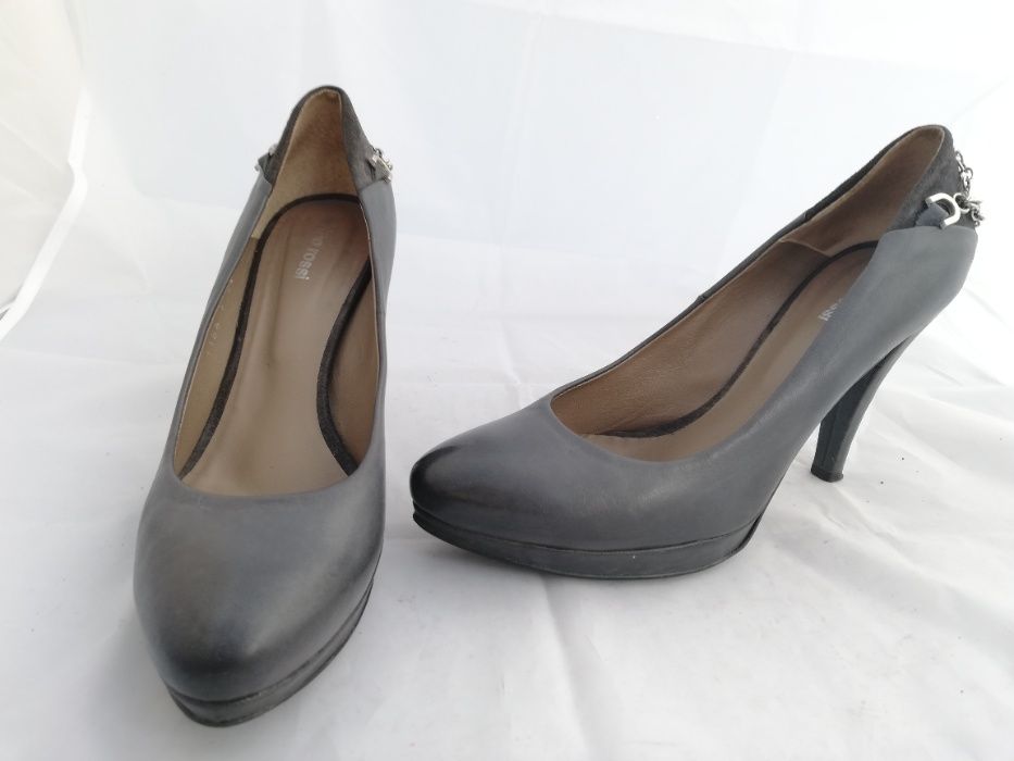 Czółenka szpilki Gino Rossi rozmiar 38 wkładka 25 cm