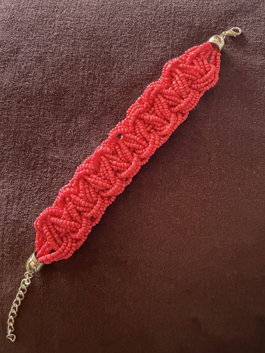 Pulseira entrançada vermelha