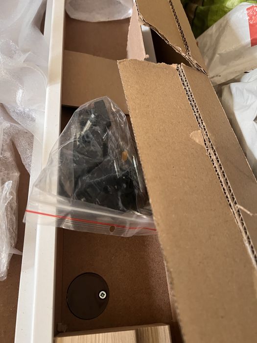 Ościeżnica regulowana Artens 100-140 biała