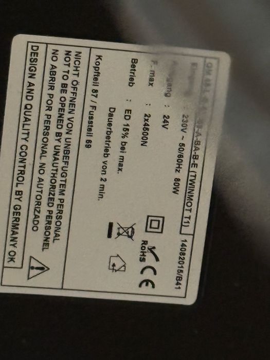 Mobilia com cama articulada eletrica