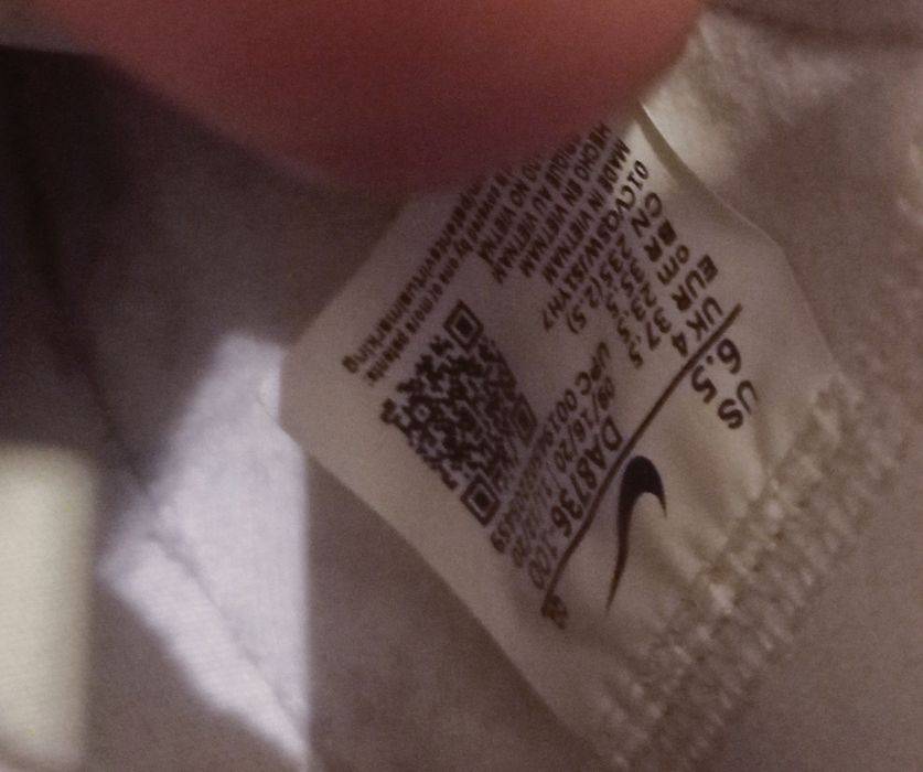 Nike Blazer Mid '77 SE w perfekcyjnym stanie