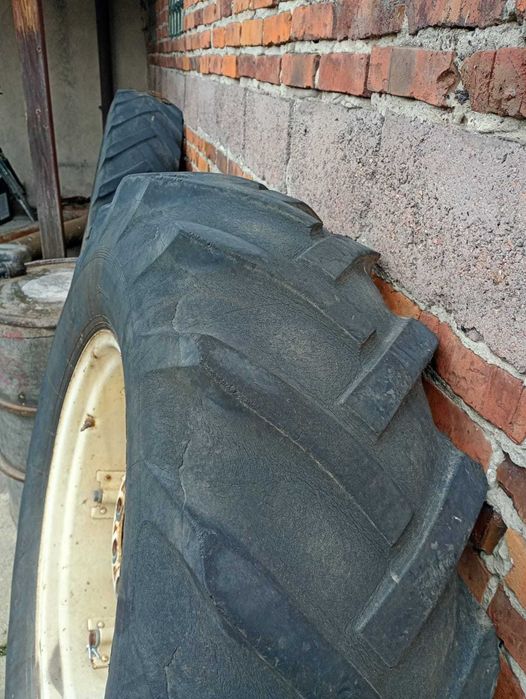 Opony 540 65 R28 oraz koła zetor 7211, 5211