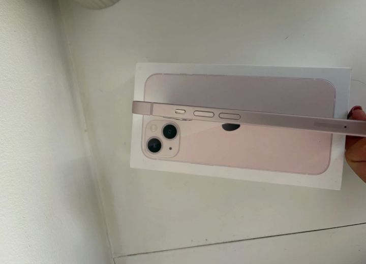 iPhone 13 128 GB – bardzo dobry stan