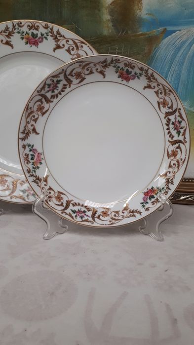 conjunto pratos Vista Alegre