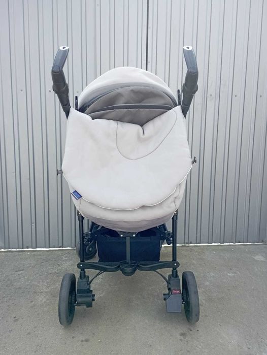 Chicco Trio Kit.