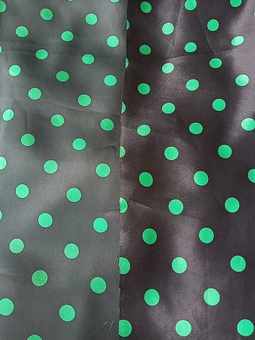 Ткань искусственный шёлк чёрный в зелёный горох отрез Япония