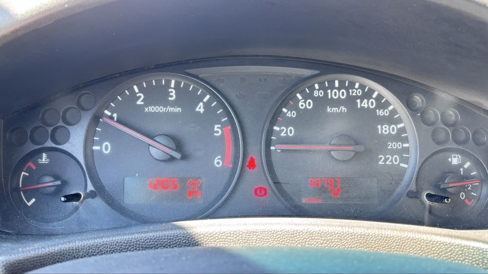 Nissan Navara D40 2015