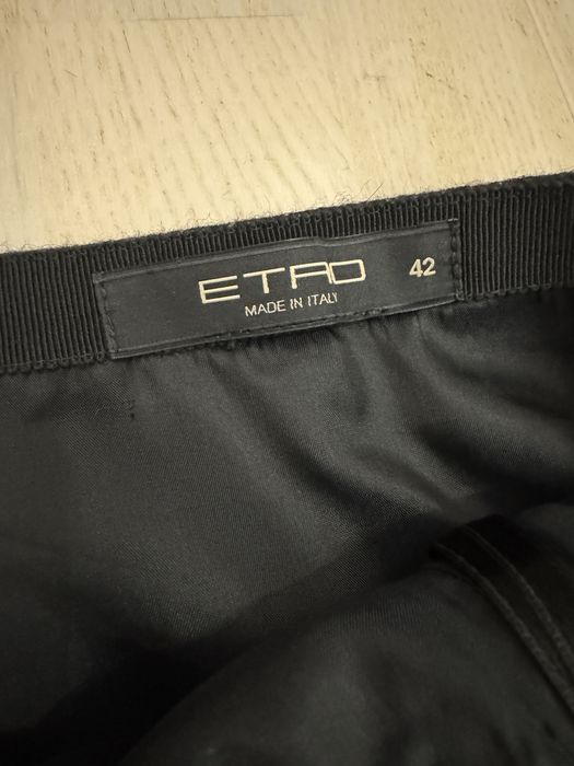 Нова спідниця Etro