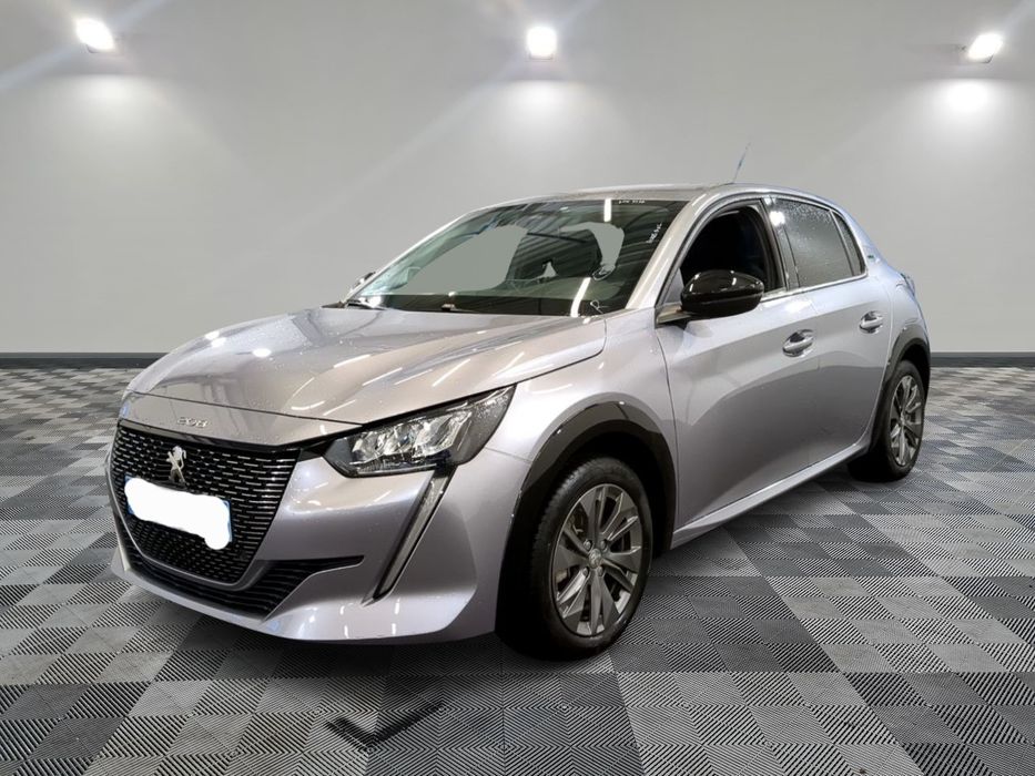 Peugeot e208 style