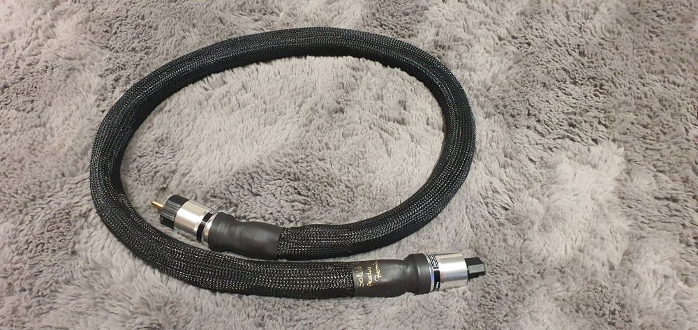 Solid core audio power no 1 Premium.