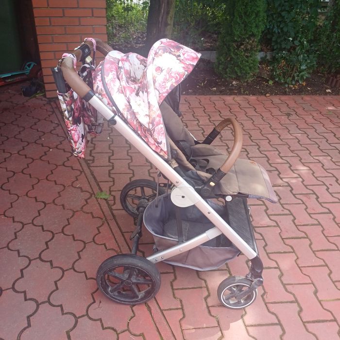 Spacerówka cybex dla dziewczynki