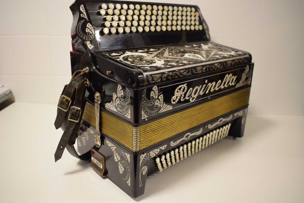 Acordeao Reginelli 4 Voz. N 37