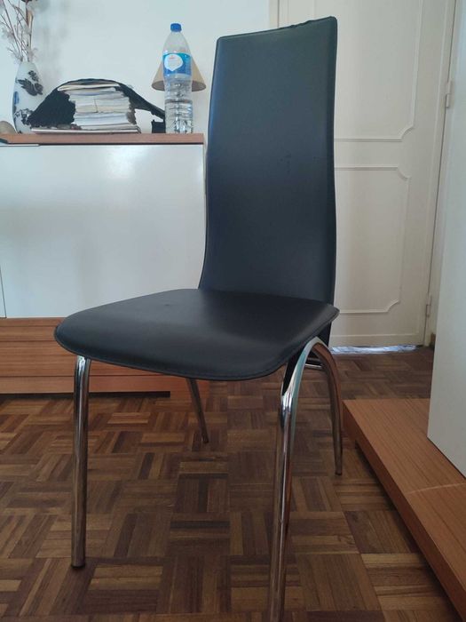 Mesa vidro com 4 cadeiras altas
