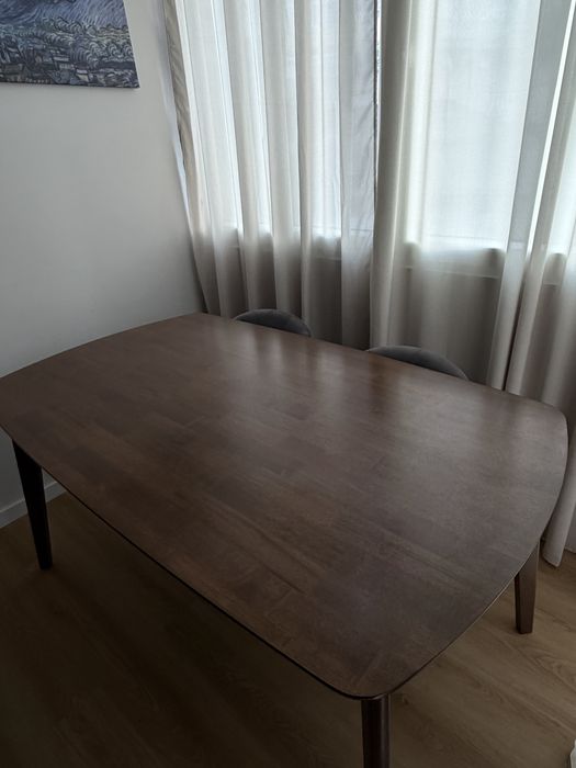 Conjunto de Mesa e Quatro Caderias