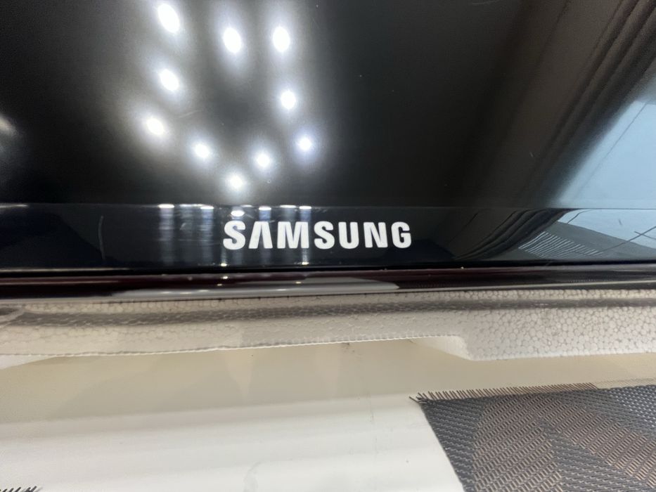 Телевізор Samsung