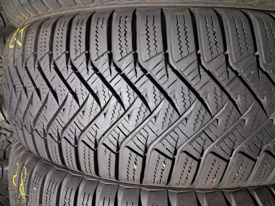Шини б/у зима 185/65 15 Laufen