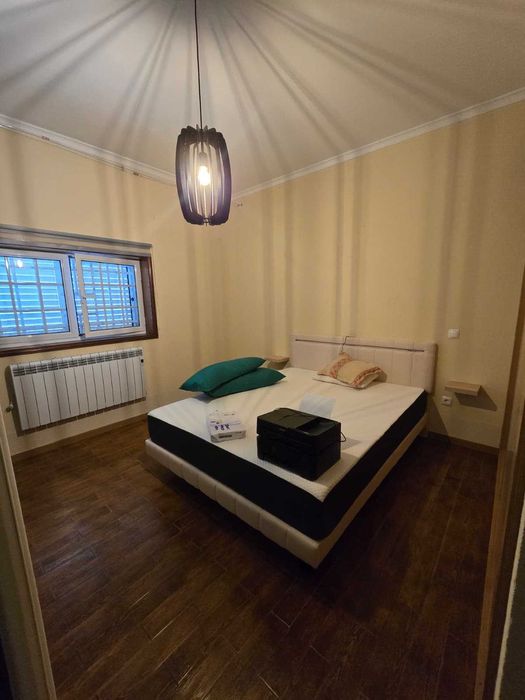 Vende-se Casa T3 + T2