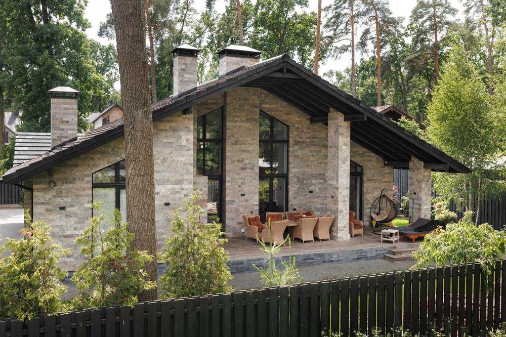 Одноповерховий БУДИНОК з терасою в котеджному містечку. БУЧА!