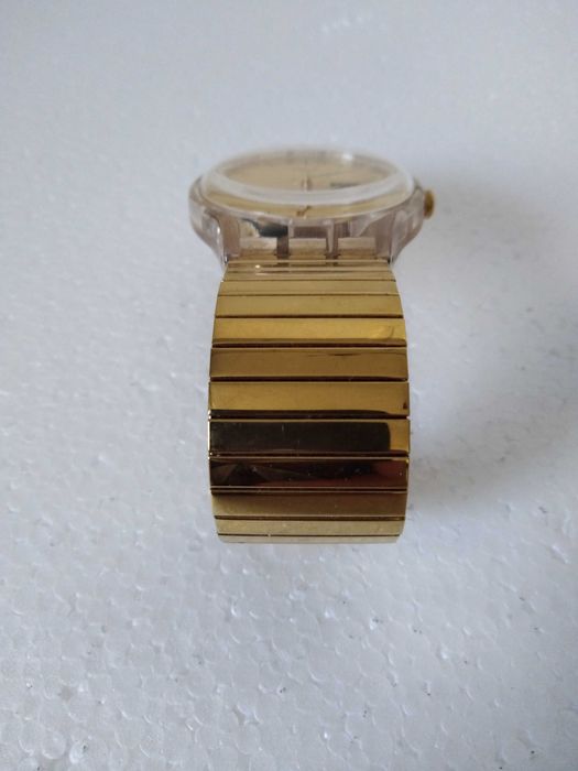 Relógio de pulso Swiss Swatch Dazzling Light SUOK702B