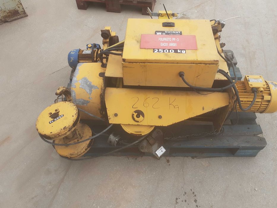 Guincho VICINAY de 2,5 ton #856