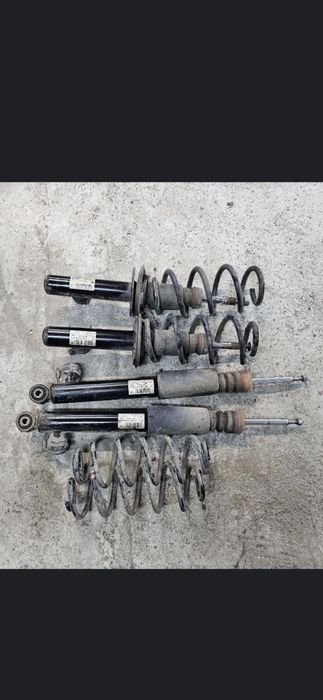 Audi A5 8T0 zwieszenie amortyzatory aktywne aktywny DCC