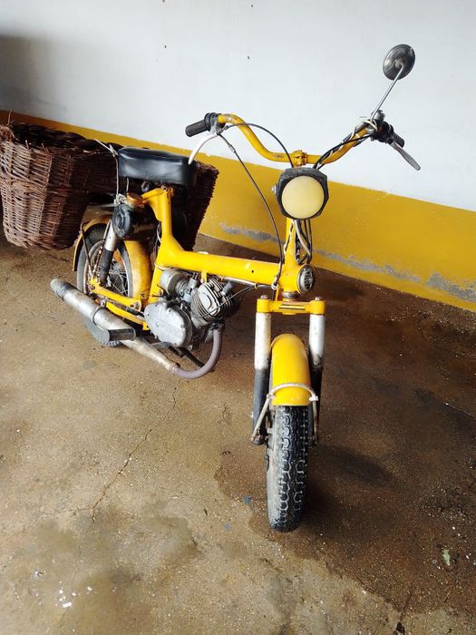 Vendo motorizada de duas velocidades. Casal  Diana