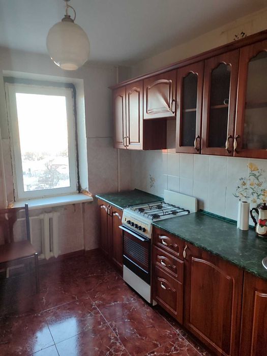 Здам 3 кiмнатну квартиру по вул.Богуна 45