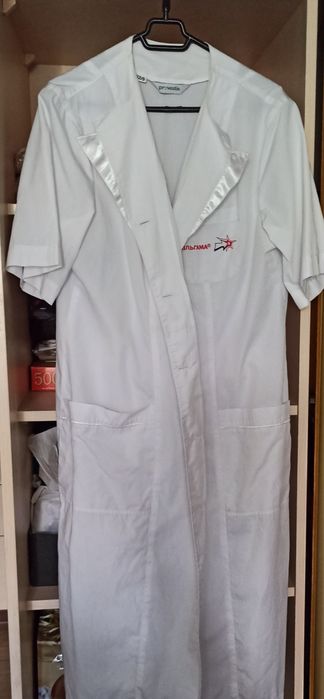 Халати ЖІНОЧІ 50 і 52 , штані 50