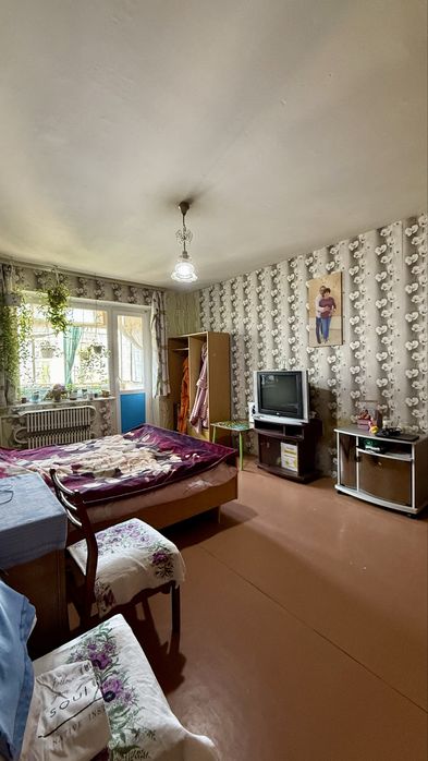 Продаж 2 кім. Квартира 4 мкрн. Лівий берег
