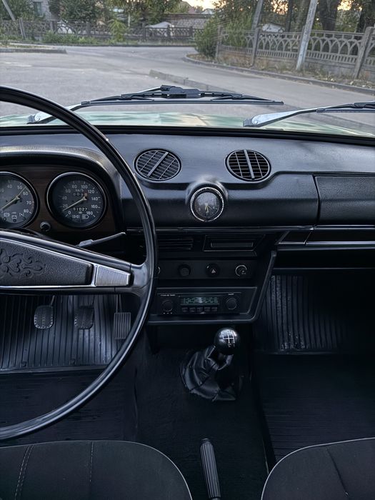 BA3  Lada 2106 1987