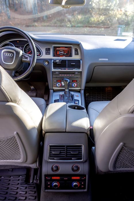 Audi Q7 3.0 TDI z polskiego salonu! Doinwestowany