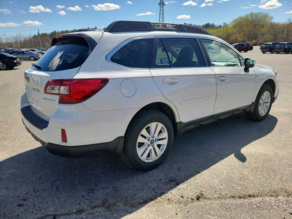 Subaru Outback 2.5i Premium      2015
