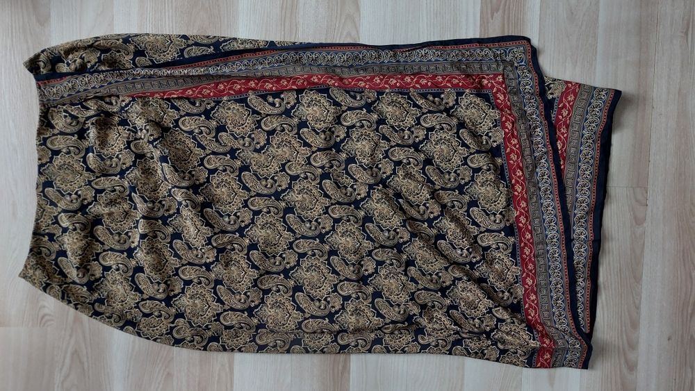 Spódnica z bardzo ciekawym wzorem