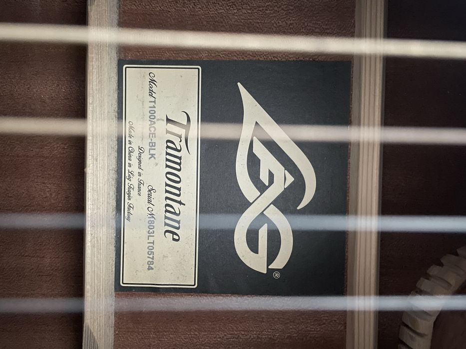 Guitarra Acoustica Lag Tramontane Model100ACE-BLK