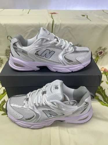 NB_MR530_AD_Srebrny 38