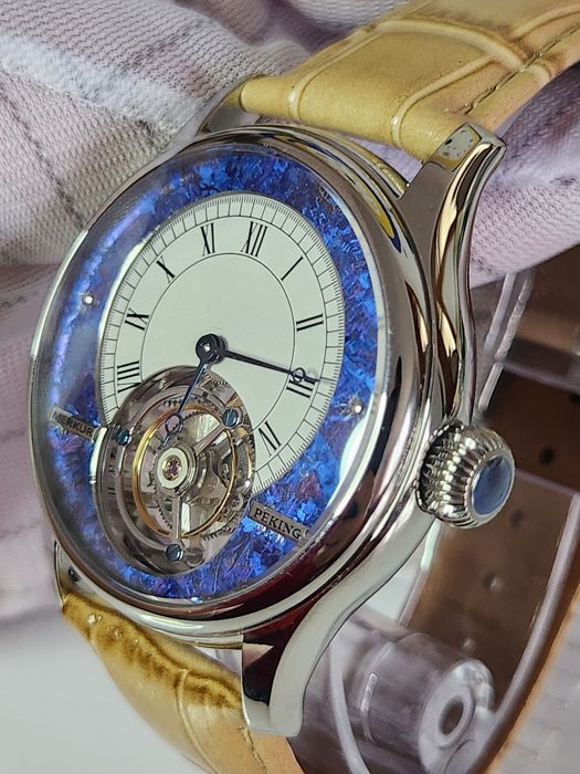 Механічний годинник ТУРБІЙОН