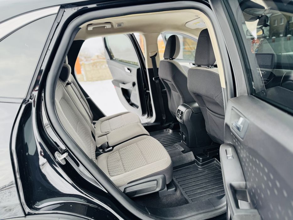 Ford Kuga AWD Titanium 2021р.в.