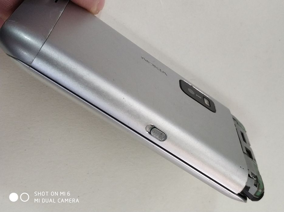 Nokia E7-00 (RM-626)Finland.