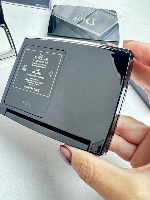 Пудра компактна Dior 0N