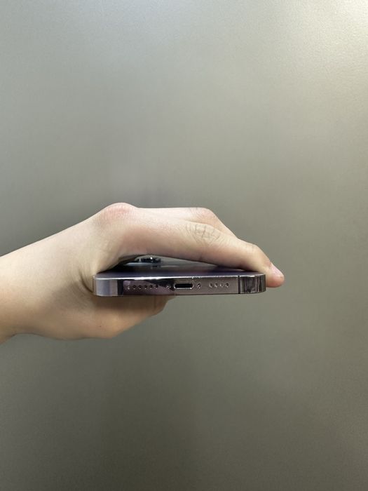 Продам Айфон 14 про макс 128гб,