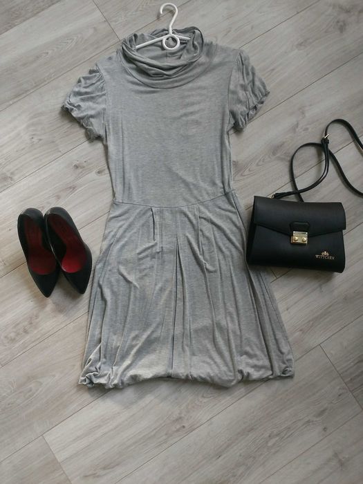 Sukienka szara krótki rękaw golf bombka jak nowa S 36