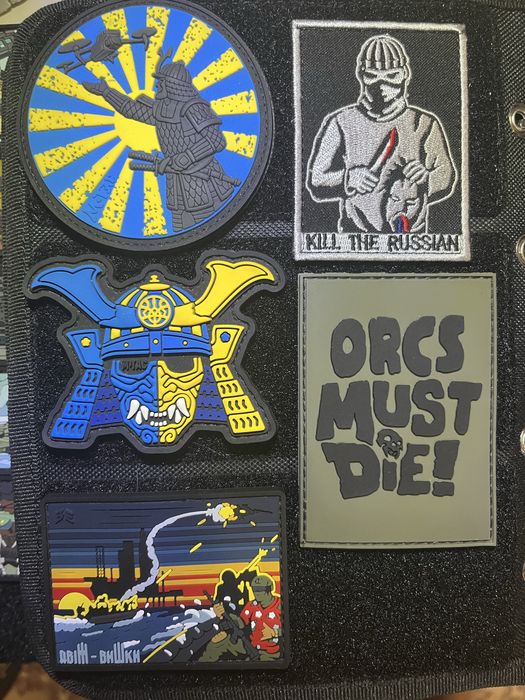 Патчі, PSD, North side group та інші.