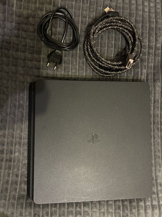Konsola Ps4 slim 1tb