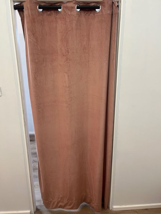 Zasłony różowe zasłony