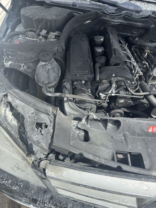 Mercedes-Benz C220 cdi avantgard w204 (sinistrada)