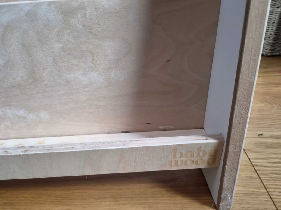 Biblioteczka babywood slim biała M