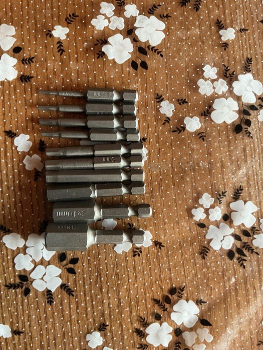 Набір шестиграних біт 10шт  1/4 1,5-12мм 50мм новий якісний підсилений