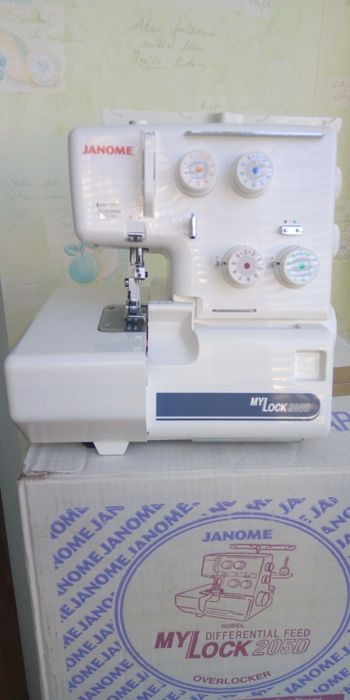 Оверлок JANOME MYLOCK 205D (204D)